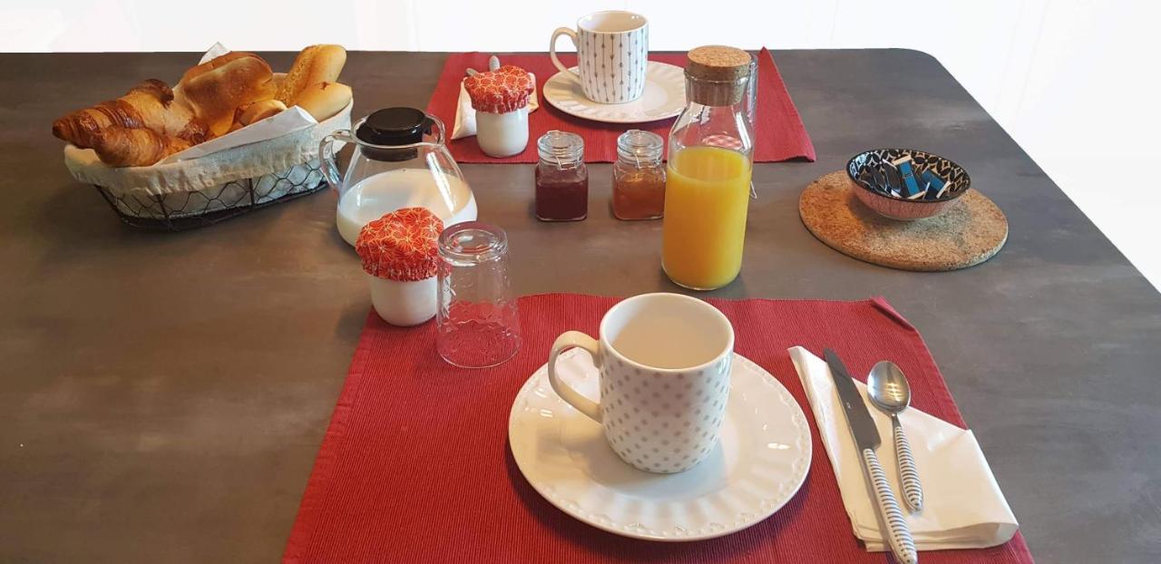 Les Chenes De Da-Li Bed and Breakfast Lezignan-la-Cebe Eksteriør billede
